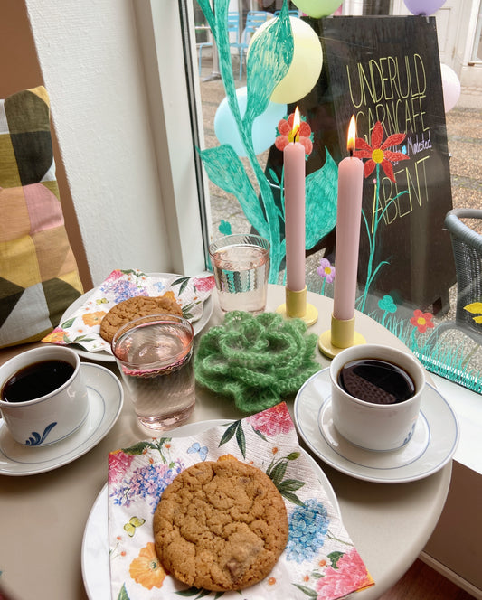 Kom til strikkecafé:)