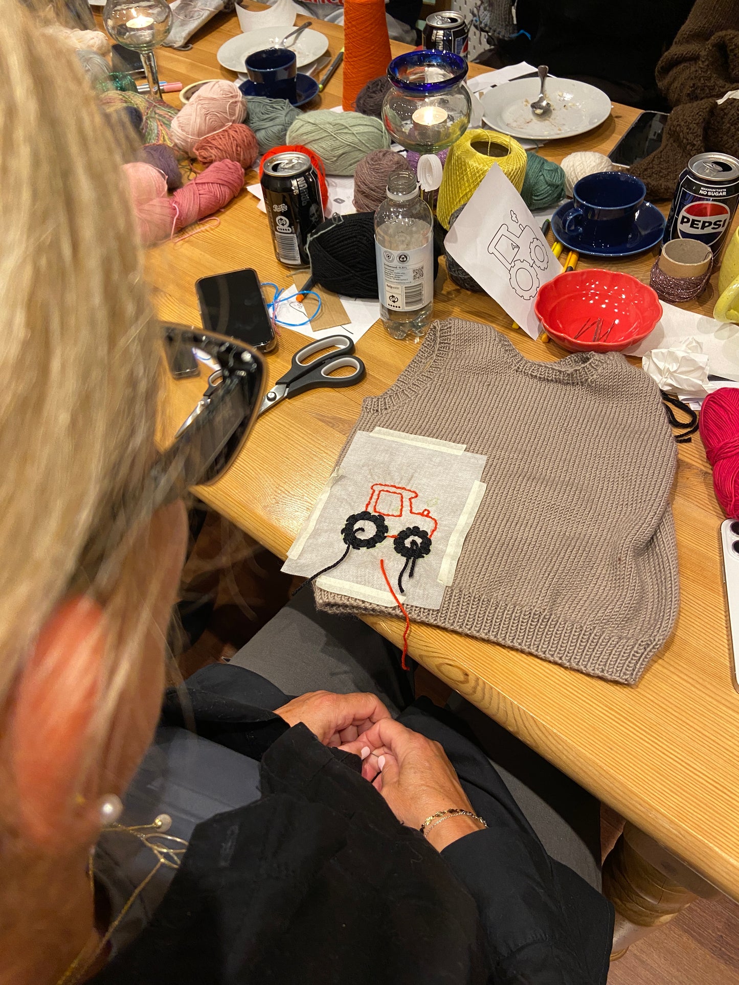 Workshop: Broderi på strik (august)
